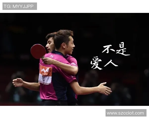 足球明星与爱人深情拥抱的温馨瞬间展现爱情的力量与美好